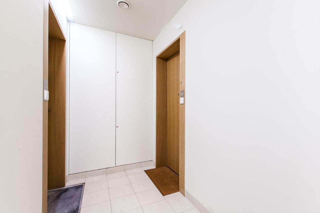 Superapart Bobrowiecka 10 ワルシャワ エクステリア 写真